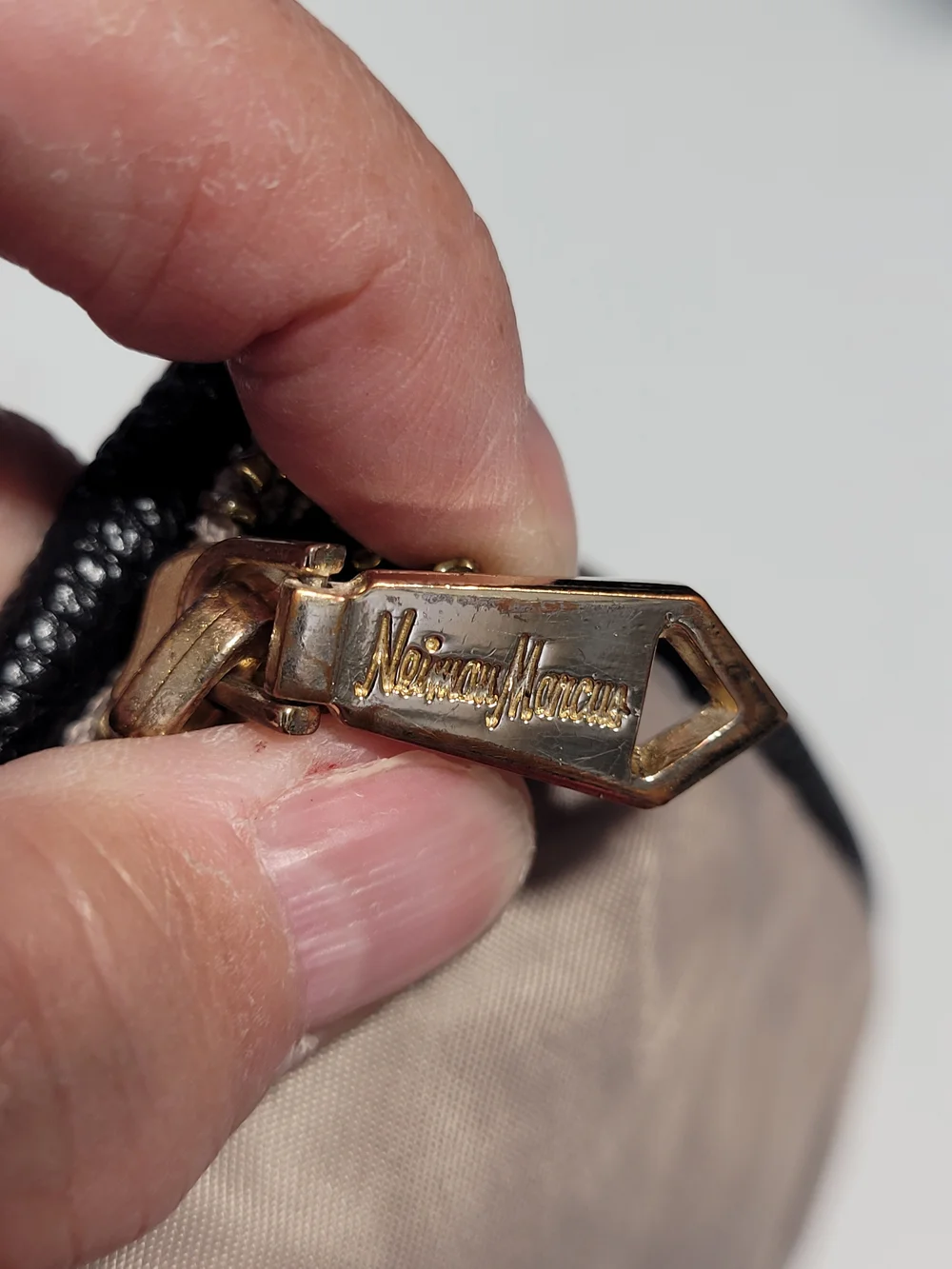 Neiman Marcus Black and Beige Clutch/Wristlet - Picture 6 of 8
